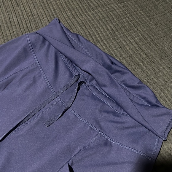 Fabletics Maj Pant II in Indigo, size L - Picture 3 of 5